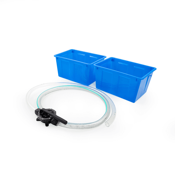 Pumpe med slange og plastkasser (sett)