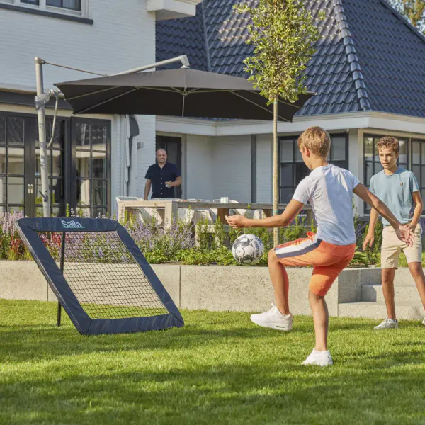 Fotball rebounder 84 × 84 cm